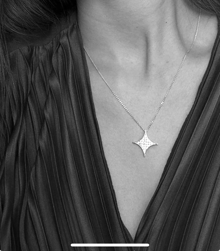 ASTRAL NECKLACE
