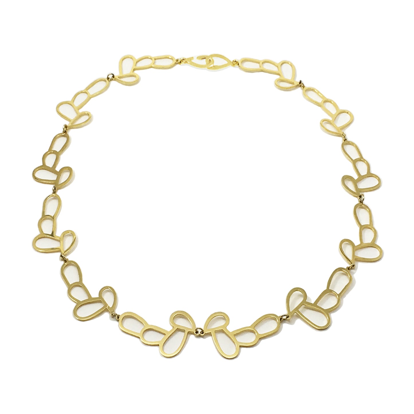 KHYRA NECKLACE / silver 925, 18kt gold plated secuencia de formas alveolares como hojas de laurel de las coronas de las diosas de la antigua grecia.