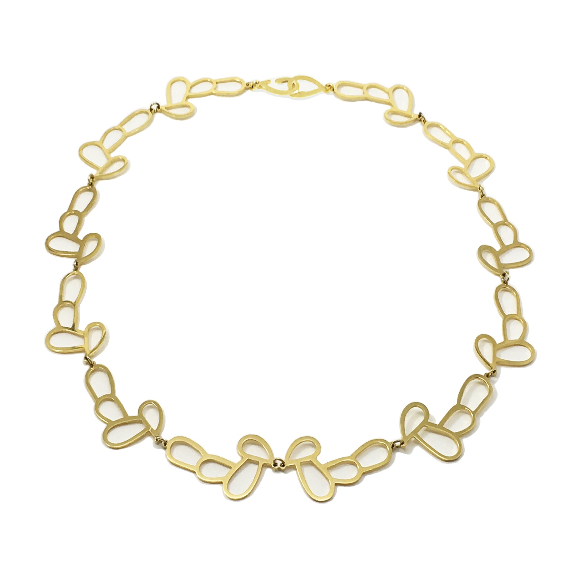 KHYRA NECKLACE / silver 925, 18kt gold plated  secuencia de formas alveolares como hojas de laurel de las coronas de las diosas de la antigua grecia.