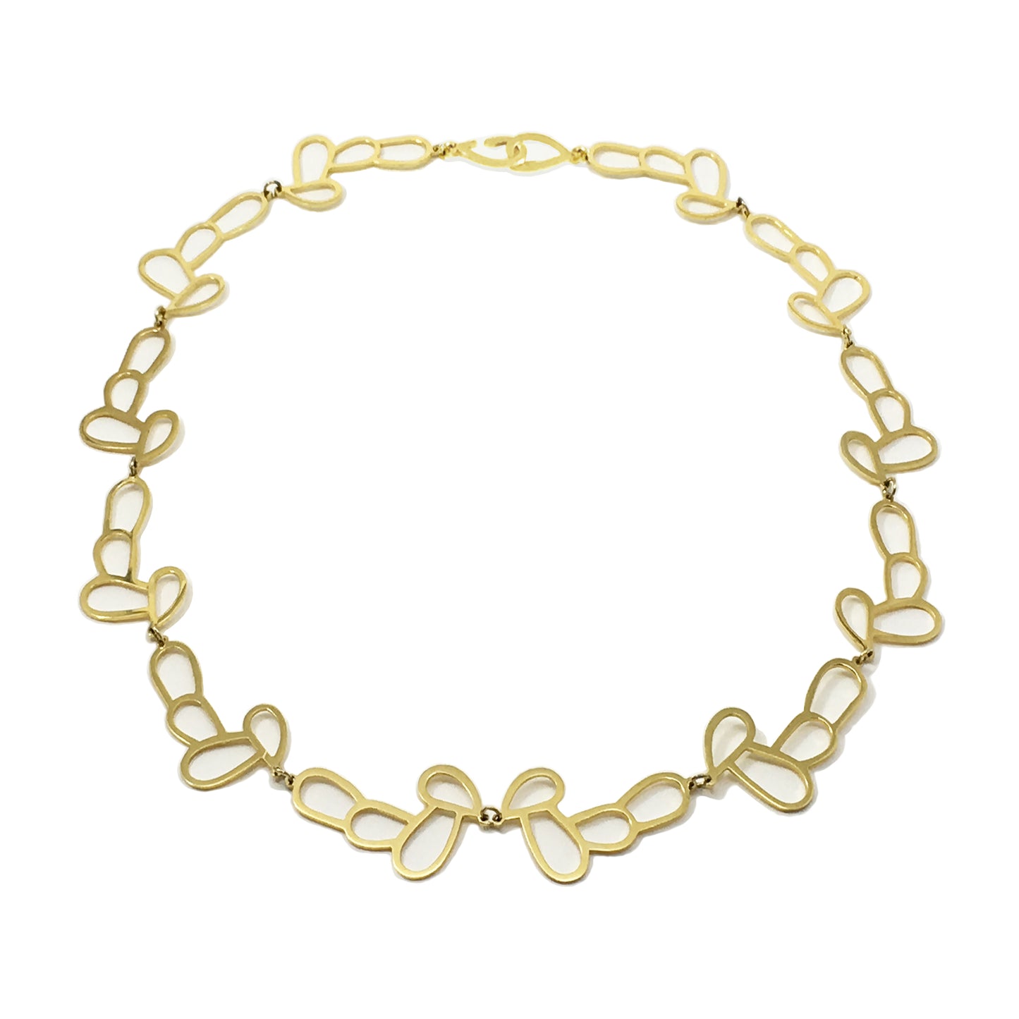 KHYRA NECKLACE / silver 925, 18kt gold plated  secuencia de formas alveolares como hojas de laurel de las coronas de las diosas de la antigua grecia.